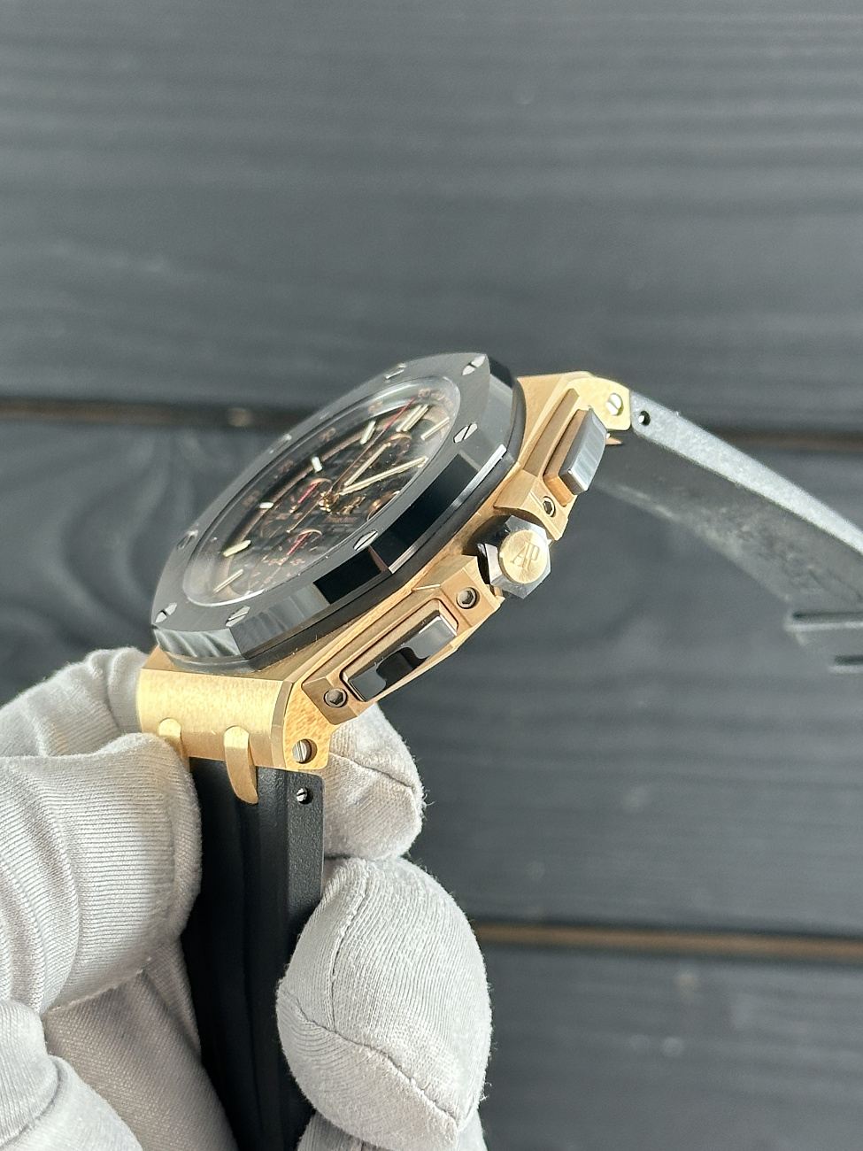 Часы Audemars Piguet  Royal Oak Offshore Chronograph Rose Gold 44Mm  26401RO.OO.A002CA.02