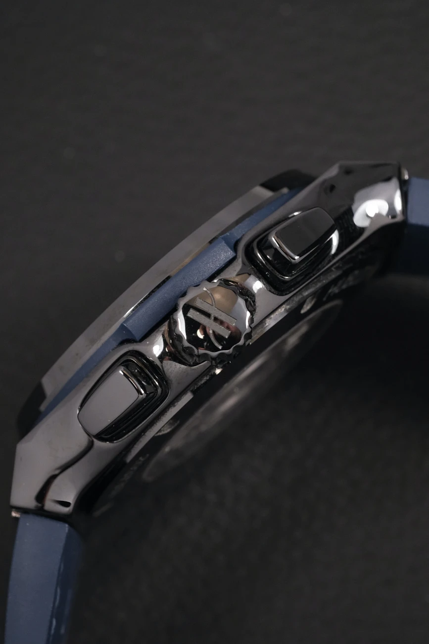 Часы Hublot  Classic Fusion Ceramic Chronograph 45Mm  521.CM.7170.RX