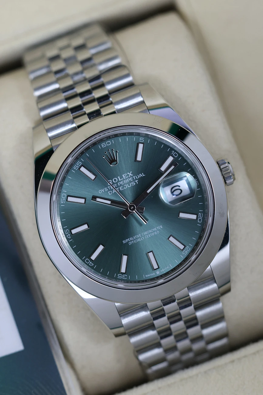 Часы Rolex  Oyster Perpetual Datejust 41 Mm Mint Green  126300