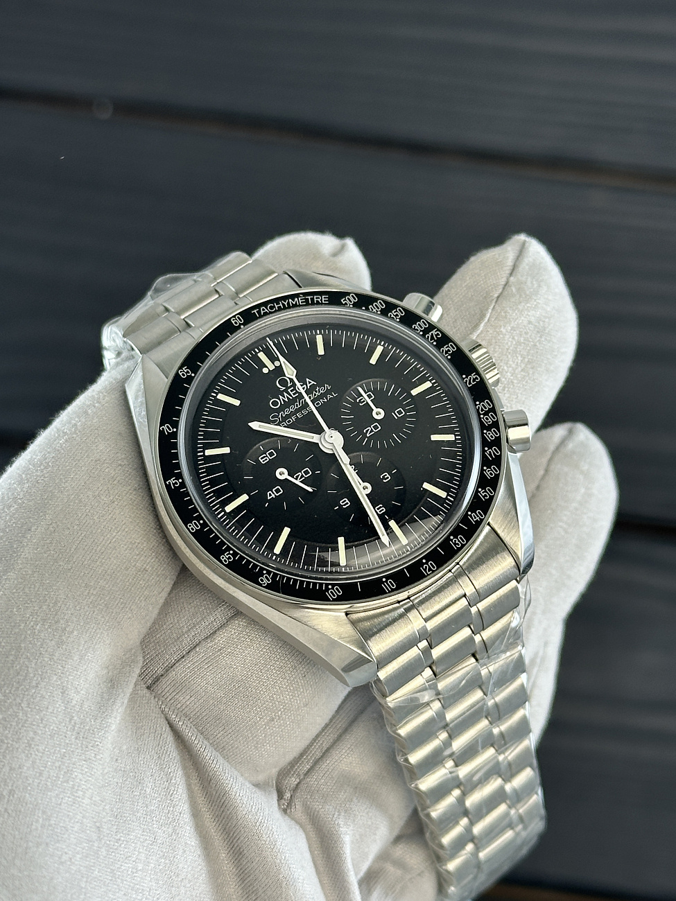 Часы Omega  Speedmaster Moonwatch Professional Co‑Axial Master Chronometer Chronograph 42 Mm  310.30.42.50.01.001