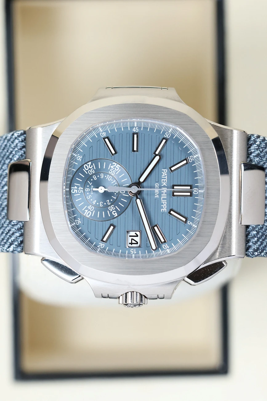Часы Patek Philippe  Nautilus Chronograph White Gold   5980/60G-001