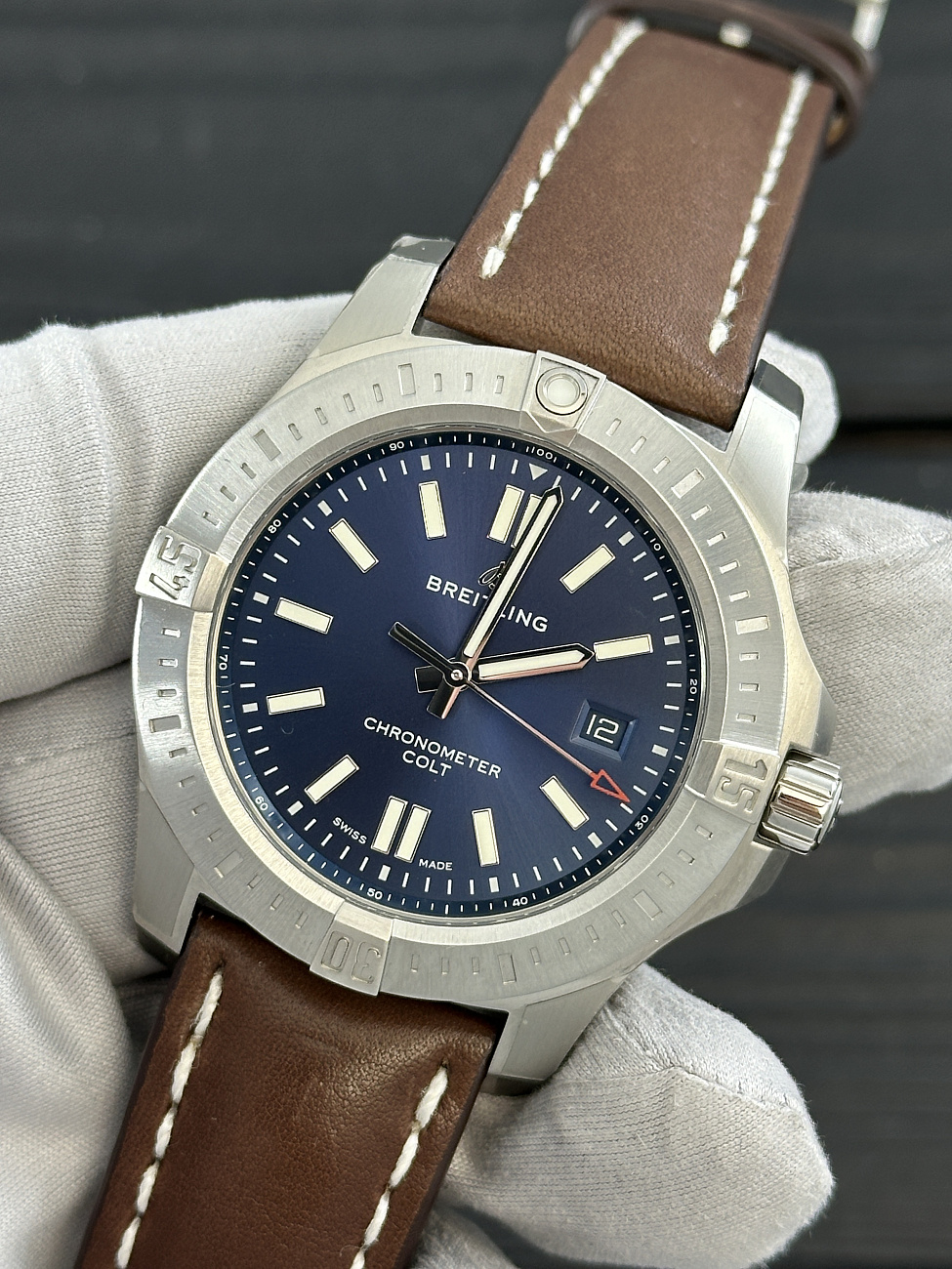 Часы Breitling  Breitling Colt Automatic Steel  A17388101C1X2