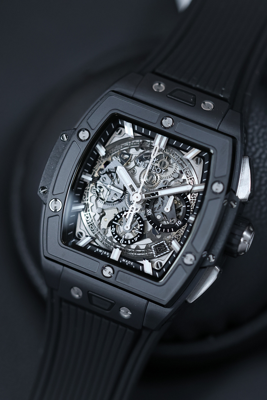 Часы Hublot  Spirit Of Big Bang Black Magic 42mm  642.CI.0170.RX