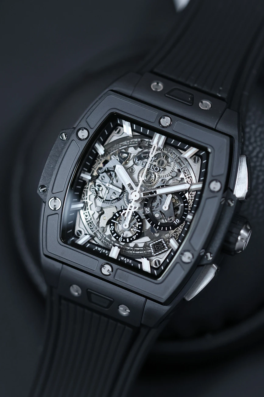 Часы Hublot  Spirit Of Big Bang Black Magic 42mm  642.CI.0170.RX