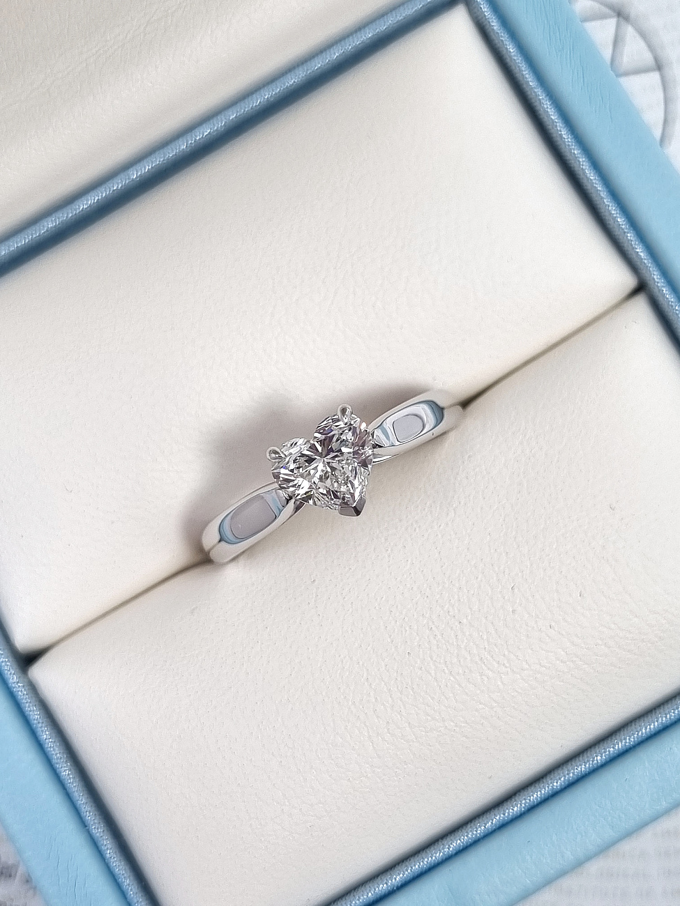 Украшение NO NAME  Кольцо С Бриллиантом 1,01 Ct. H/Vvs2   