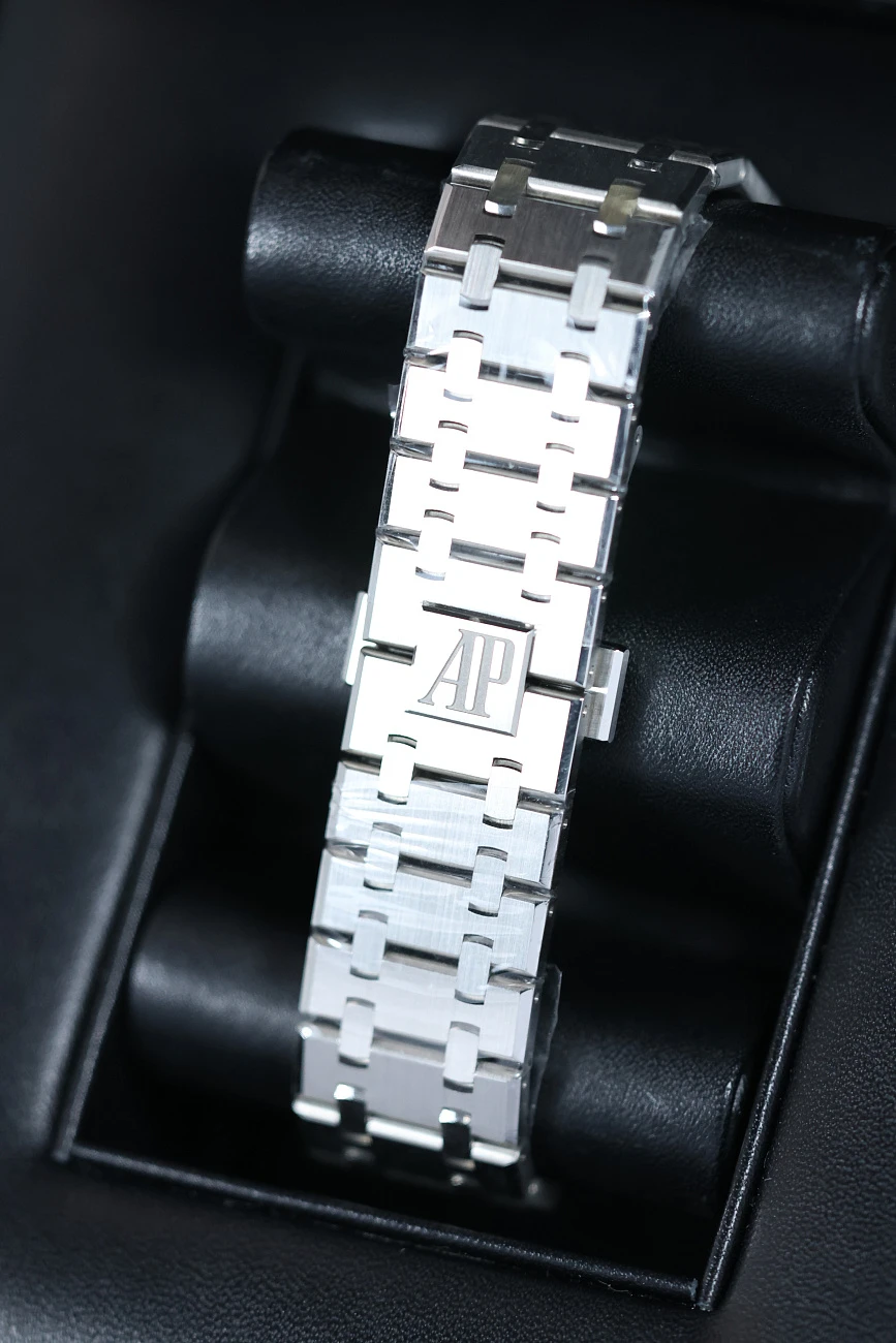 Часы Audemars Piguet  Royal Oak Chronograph 41Mm Black Dial  26240ST.OO.1320ST.06