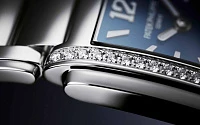 Заказать Patek Philippe  Twenty 4 Quartz  4910-1200A-001