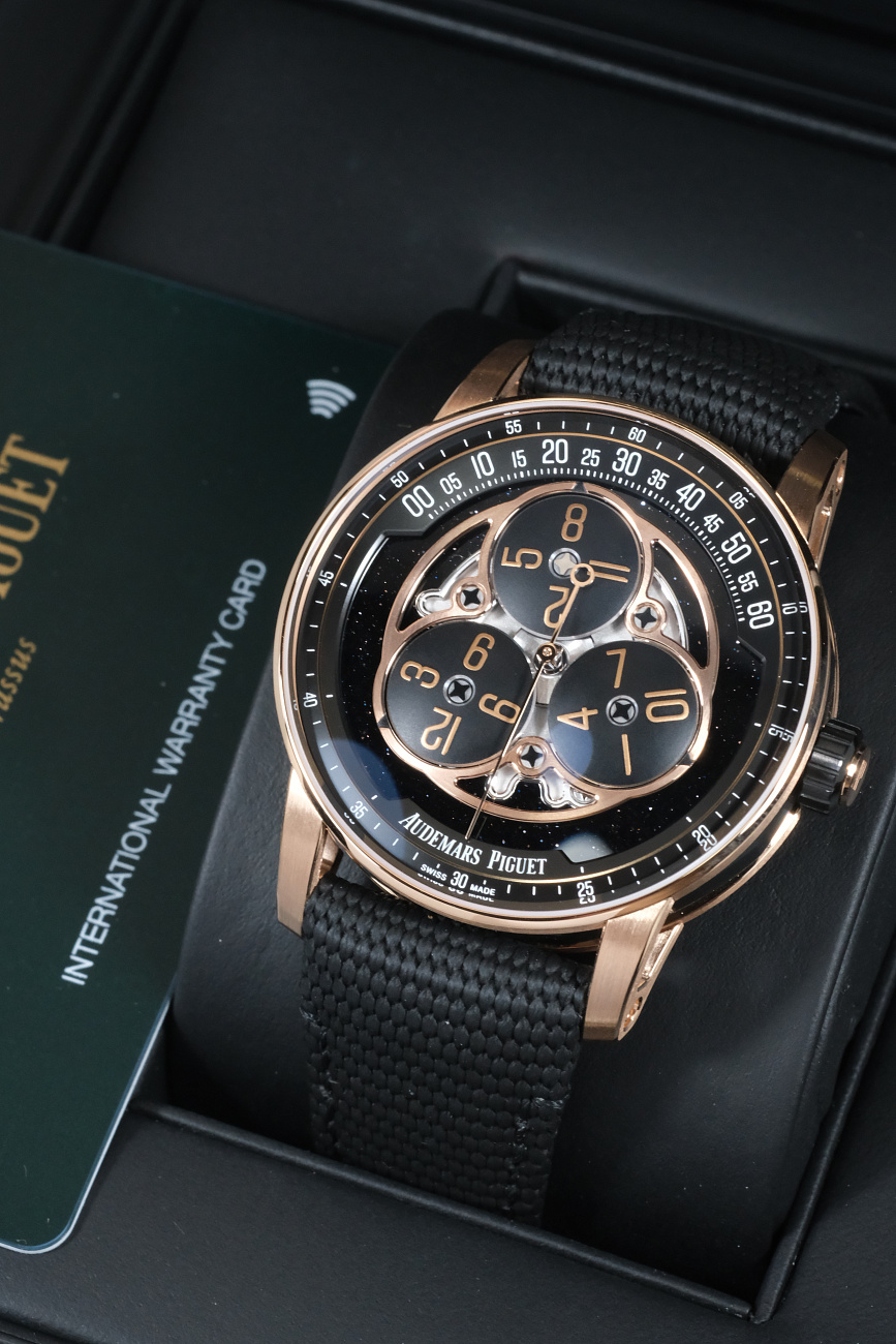 Часы Audemars Piguet  Code 11.59 Starwheel Rose Gold 7 Ceramic   15212NR.OO.A002KB.01-AB