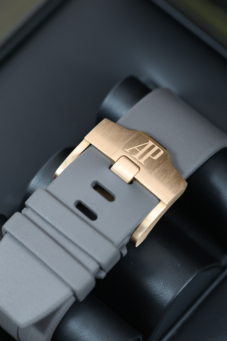 Часы Audemars Piguet  Royal Oak Offshore Michael Schumacher Rose Gold Titanium Limited Edition  26568OM.OO.A004CA.01