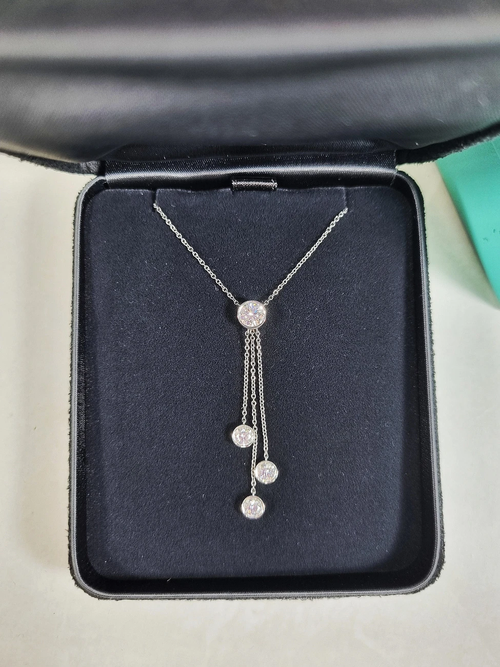 Украшение Tiffany &amp; Co  Pendant In Platinum With Round Brilliant Diamonds   