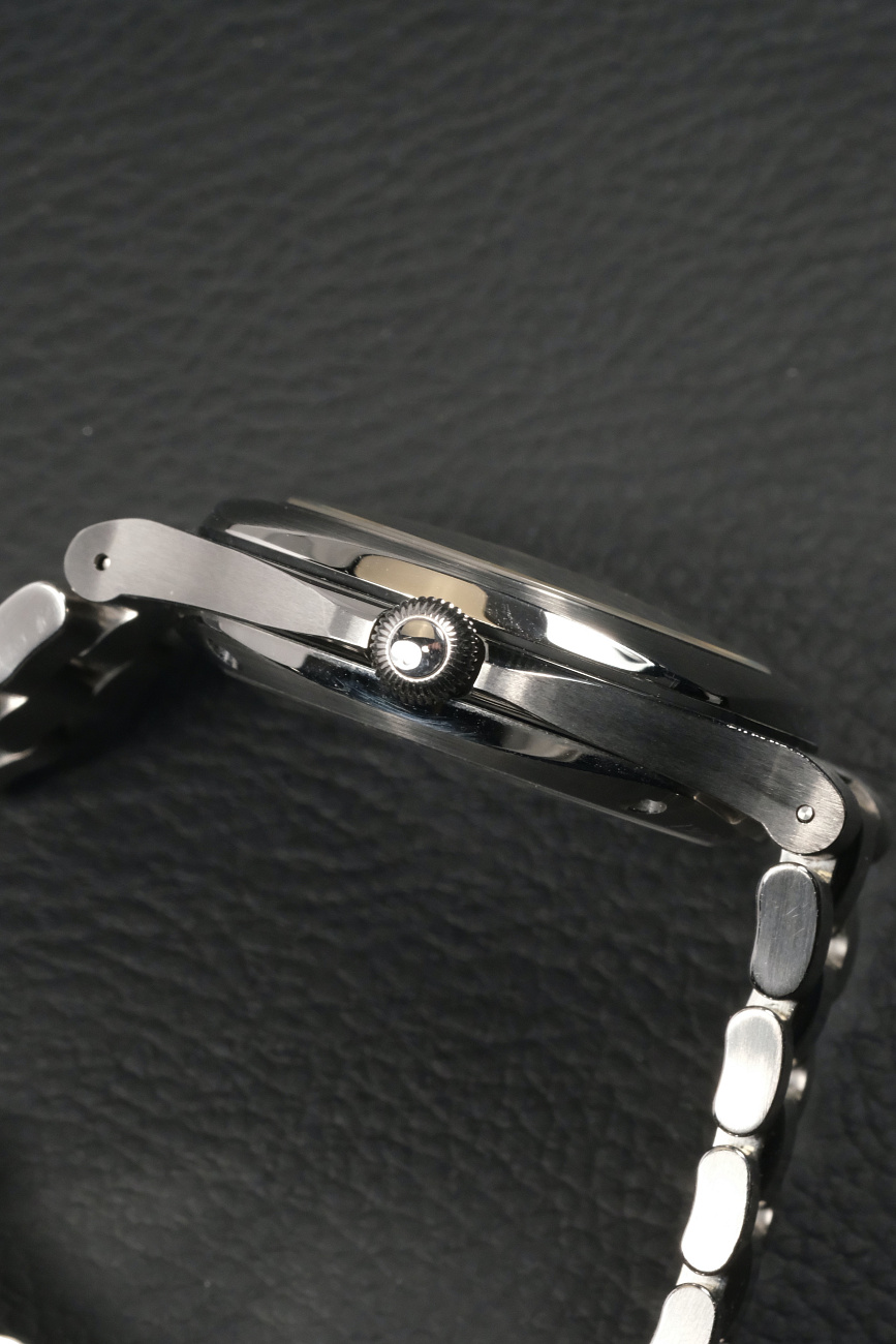 Часы Laurent Ferrier  Grand Sport Tourbillon Blue Dial  LCF041.2.AC.C1GO