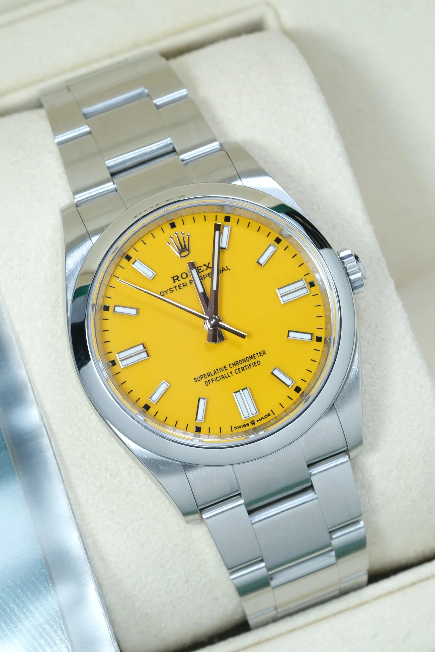 Часы Rolex  Oyster Perpetual 36 Stainless Steel Yellow Dial  126000