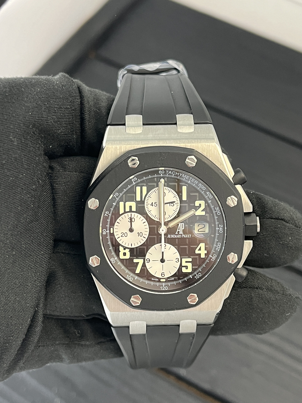 Часы Audemars Piguet  Royal Oak Offshore Rubber Clad 42Mm  25940SK.OO.D002CA.01