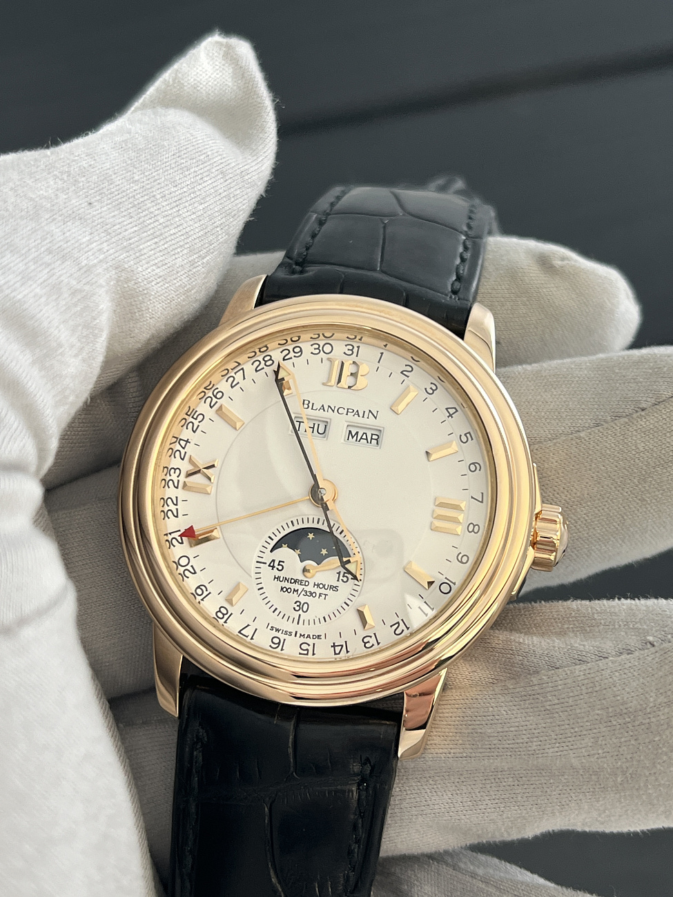 Часы Blancpain  Yellow Gold Triple Calendar With Moon Phases  2763-141