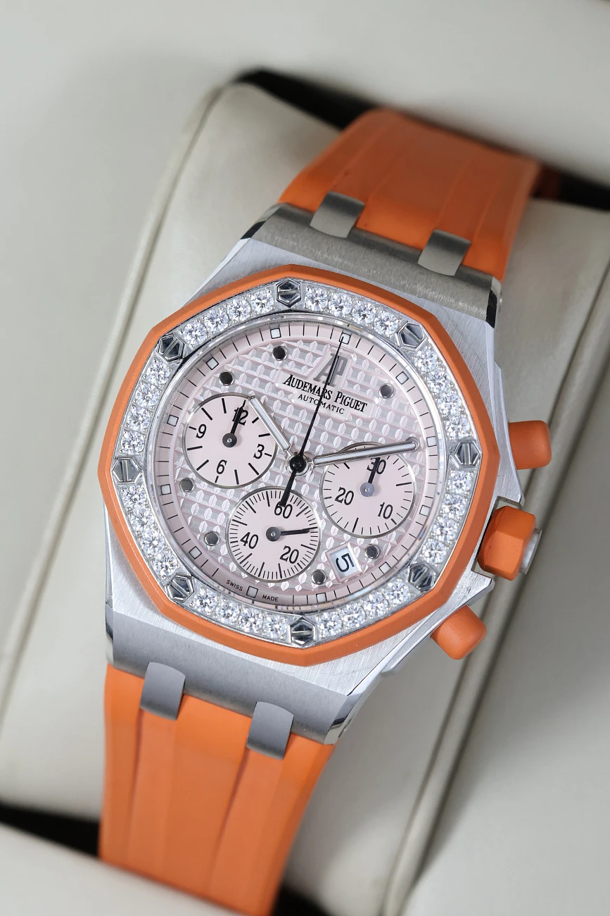 Часы Audemars Piguet  Audemars Piguet Royal Oak Offshore Sports Lady Chronograph  25986CK.ZZ.D065CA.02