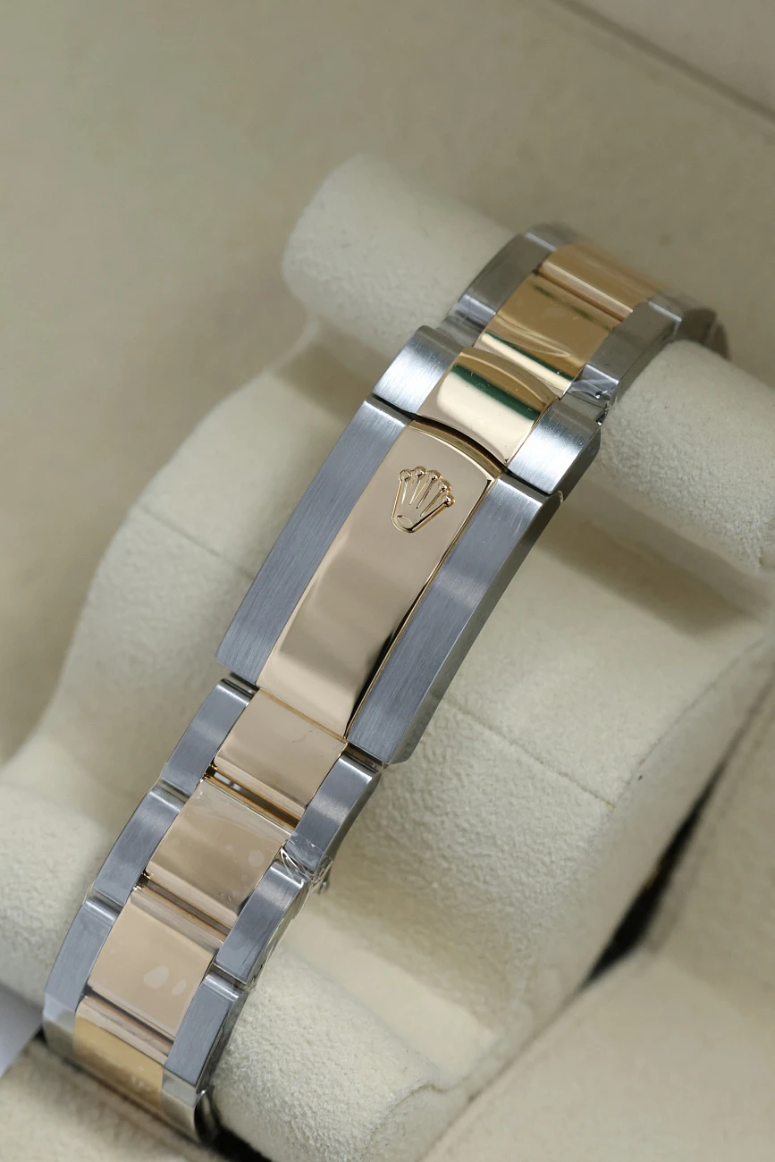 Часы Rolex  Oyster Perpetual Datejust Ii Wimbledon  126333