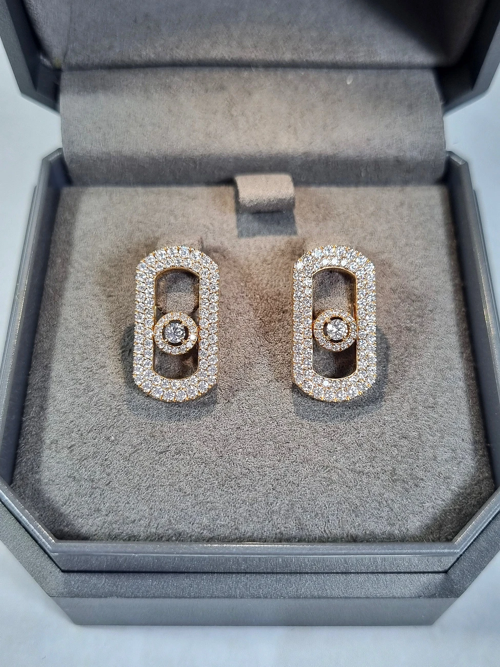 Украшение Messika  So Move Pavé Earrings Pg  So Move Pavé-Set Earrings 12931-PG 
