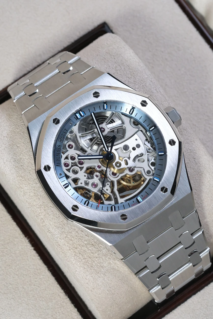 Часы Audemars Piguet  Artisans De Geneve "The Cyano"  The Cyano