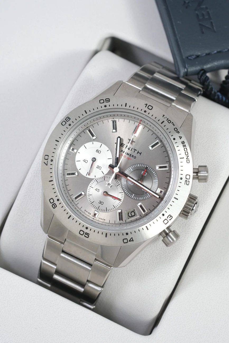 Часы Zenith  Chronomaster El Primero Sport Titanium  95.3100.3600/39.M3100