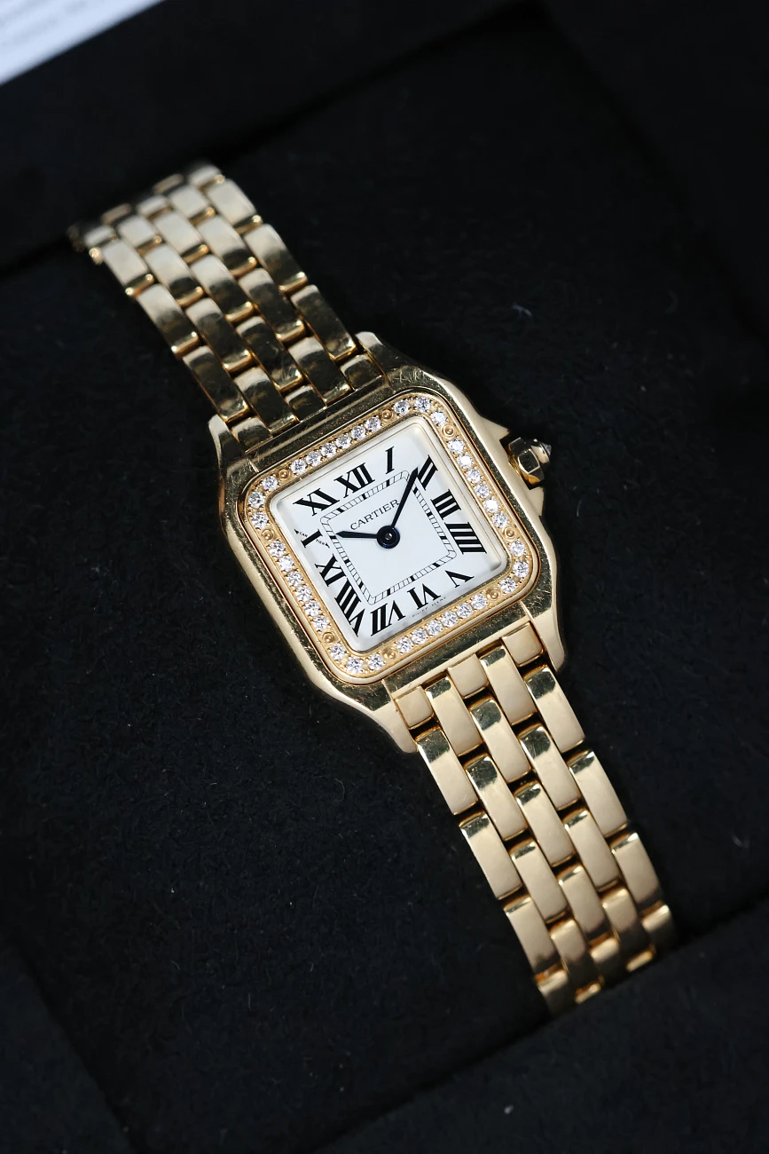 Часы Cartier  Panthere Yellow Gold Diamonds Small  WJPN0048