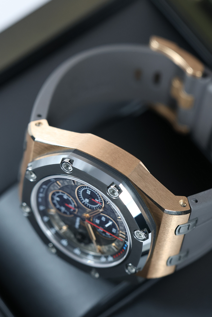 Часы Audemars Piguet  Royal Oak Offshore Michael Schumacher Rose Gold Titanium Limited Edition  26568OM.OO.A004CA.01