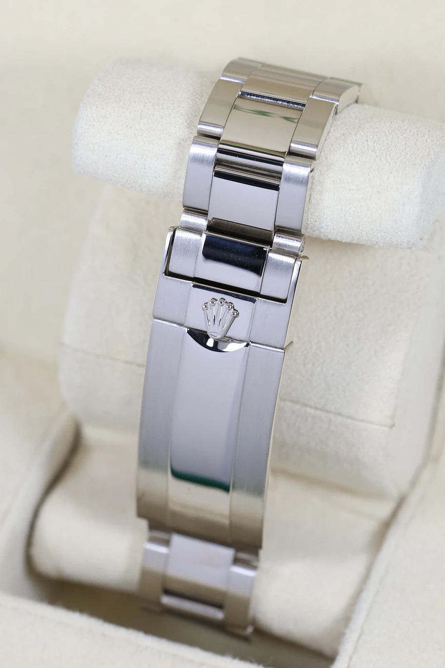 Часы Rolex  Oyster Perpetual White Gold Submariner Date  126619LB