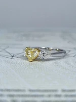 Украшение GIA  Кольцо с бриллиантом 1,02 ct. Fancy Yellow/VS1   