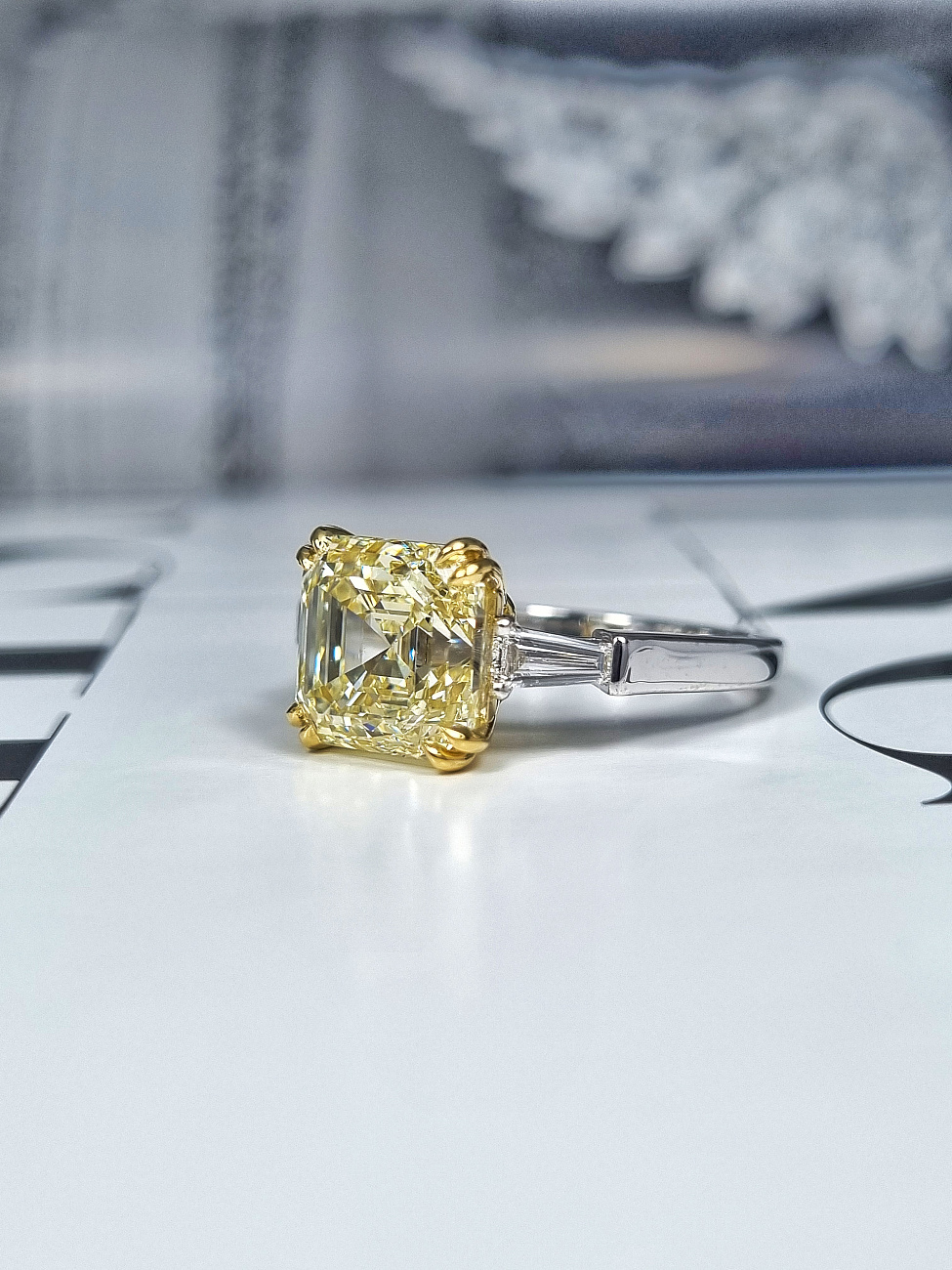Украшение GIA  Кольцо с бриллиантом 5,03 ct. U to V/VS2   