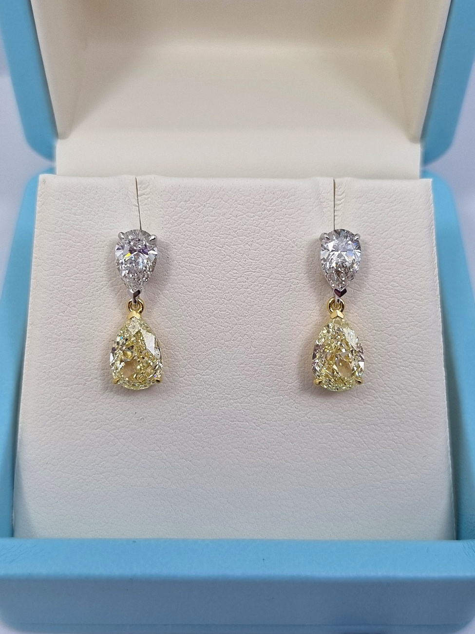 Украшение NO NAME  Серьги 1,51/1,51 Ct. U To V Range/Vvs2   