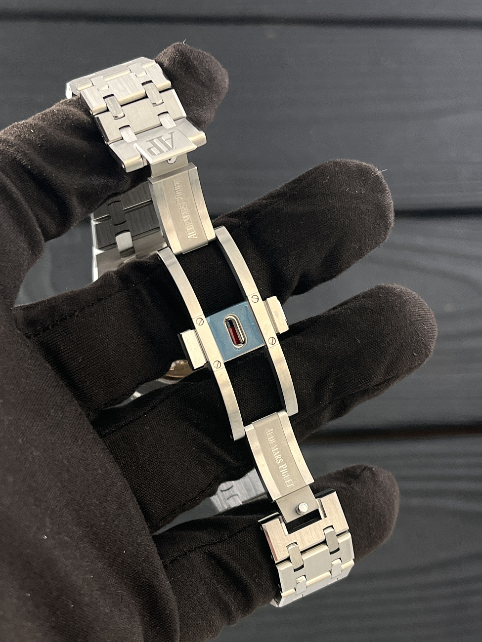 Часы Audemars Piguet  Royal Oak 37 Mm Grey Dial  15550ST.OO.1356ST.07