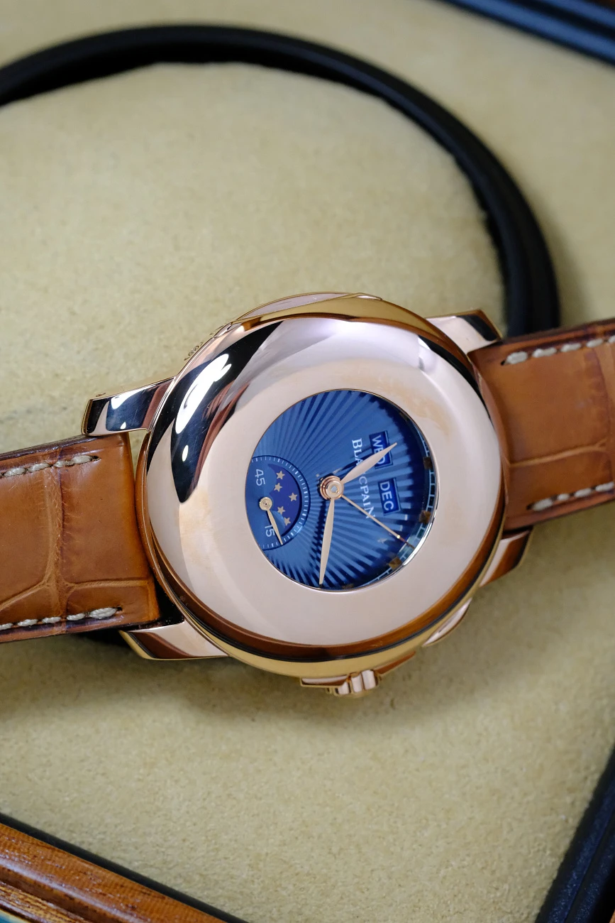Часы Blancpain  Half Hunter Rose Gold Blue Dial 39 Mm  4563-3640-55