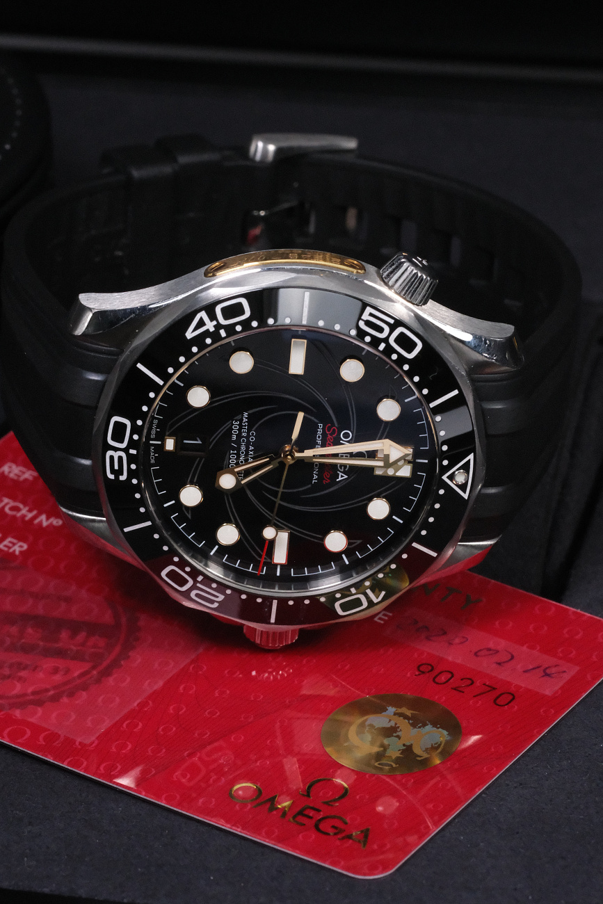 Часы Omega  Seamaster 300M James Bond Edition  21022422001004