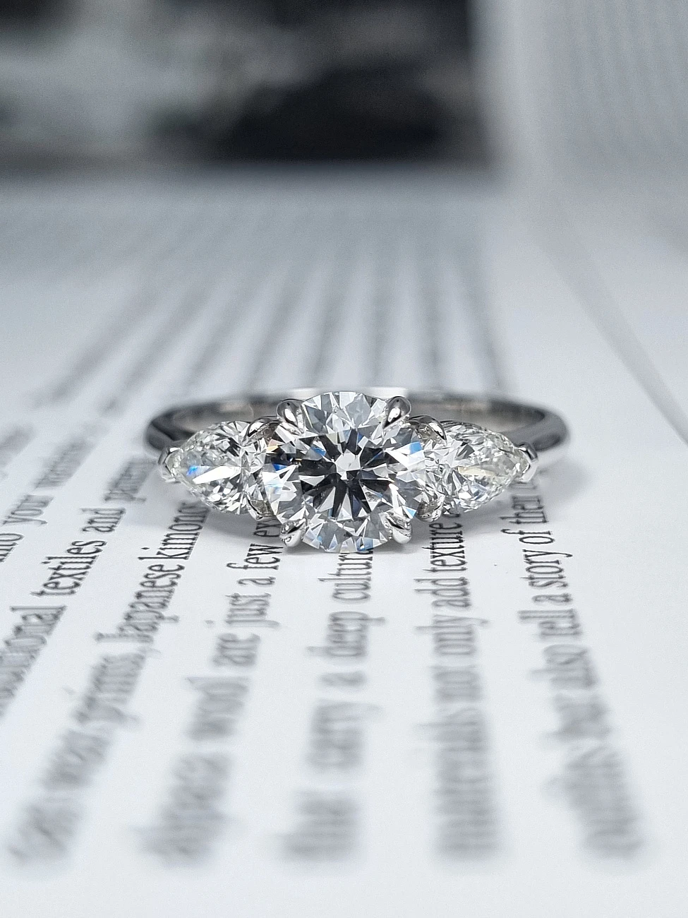 Украшение GIA  Кольцо с бриллиантом 1,03 ct. G/VVS2 (3 Excellent)   