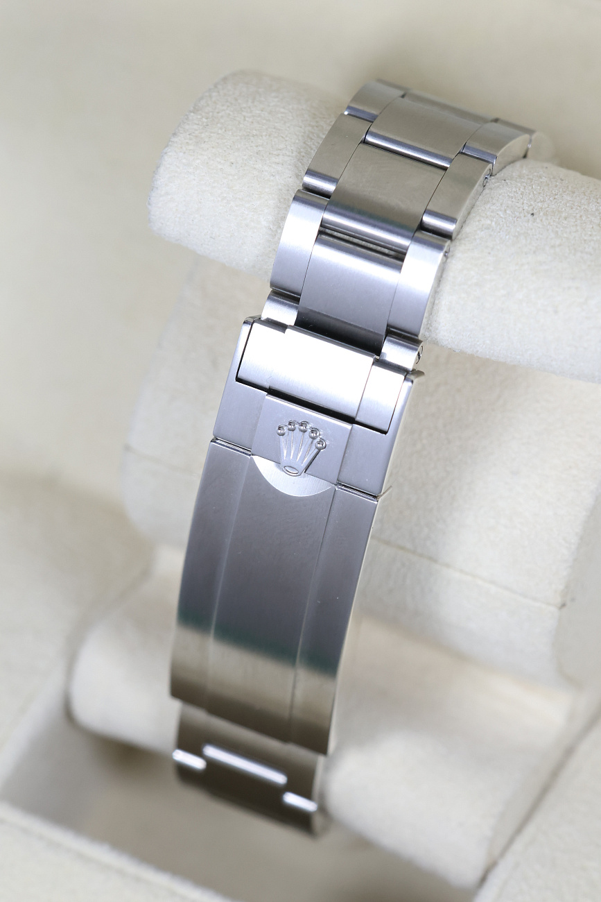 Часы Rolex  Submariner Green Hulk В Заводских Пленках 2018 год  116610LV