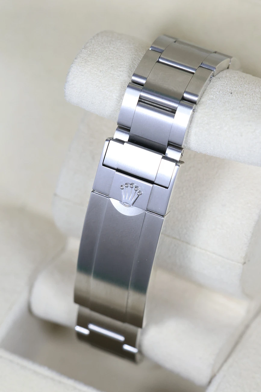 Часы Rolex  Submariner Green Hulk В Заводских Пленках 2018 год  116610LV