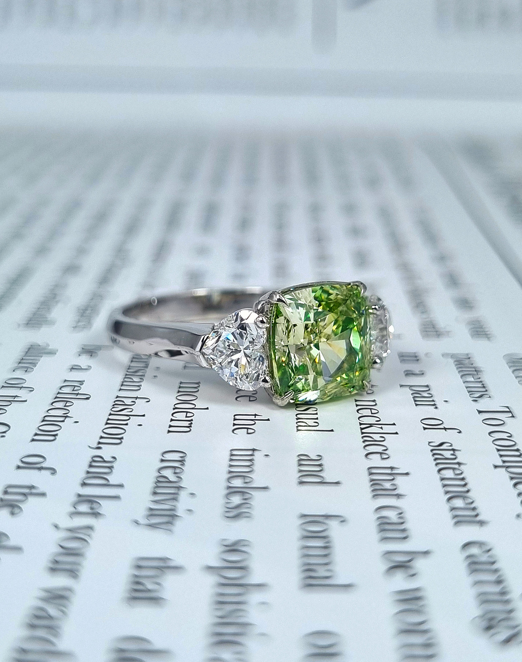 Украшение NO NAME  Кольцо с Бриллиантом 4,01 Ct. FBGY/VS2   