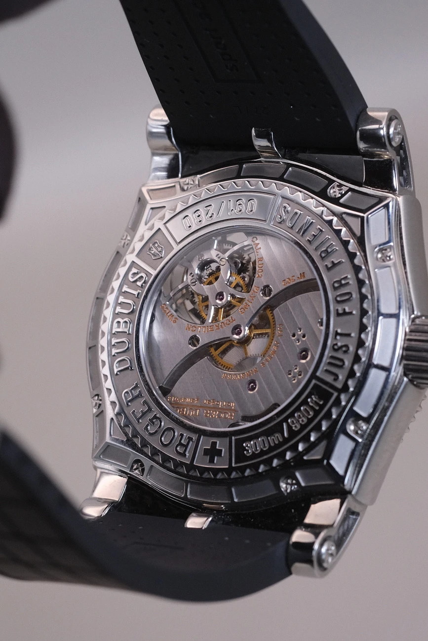 Часы Roger Dubuis  Easy Diver Tourbillon 02 9  SE48