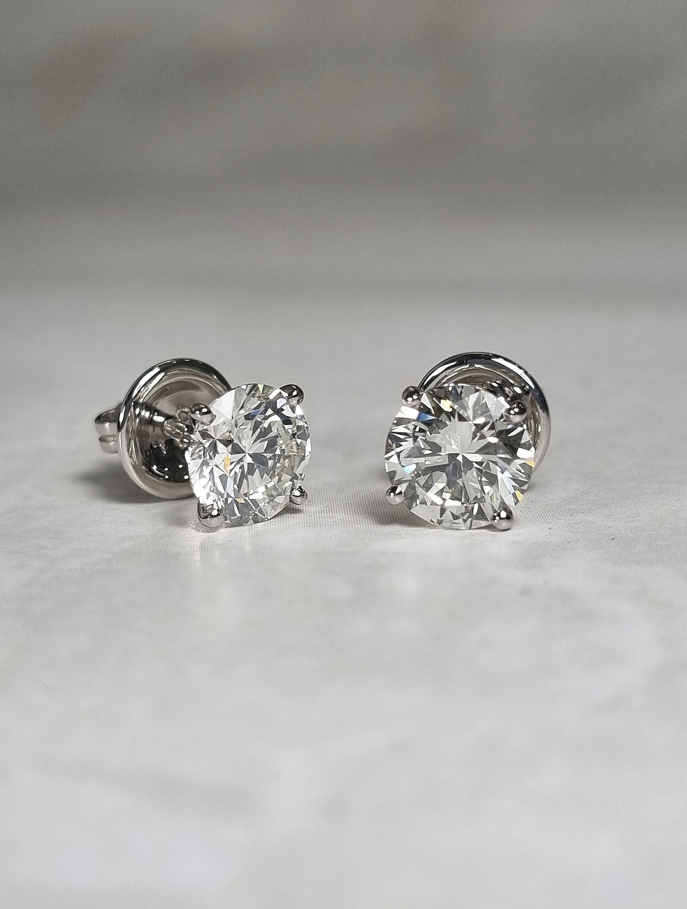 Украшение NO NAME  Серьги 2,00/2,01 Ct. K/Si1   