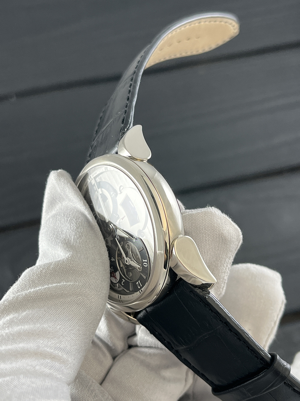 Часы Parmigiani  Fleurier Tonda Hemispheres Automatic  PFC231-1200300-HA1441