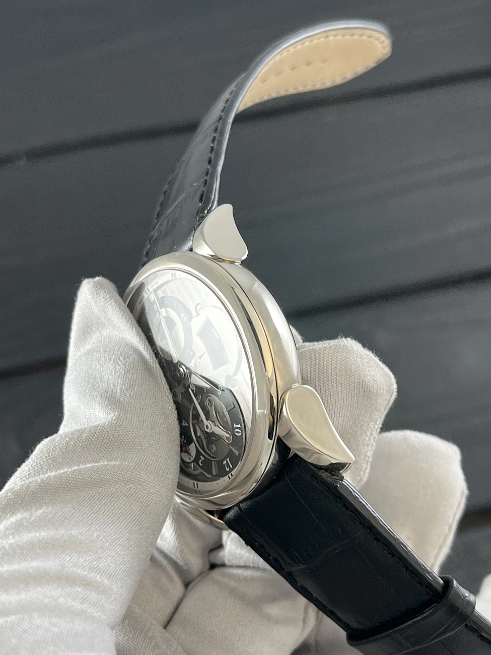 Часы Parmigiani  Fleurier Tonda Hemispheres Automatic  PFC231-1200300-HA1441
