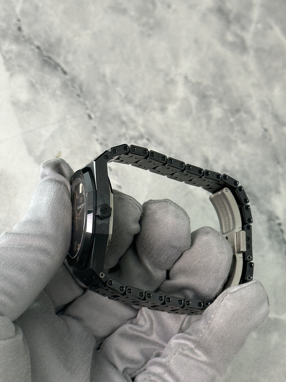 Часы Audemars Piguet  Royal 2023 Oak Black Ceramic 34Mm Automatic  77350CE.OO.1266CE.01