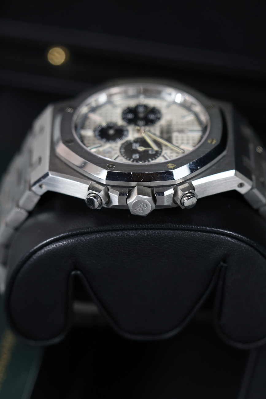 Часы Audemars Piguet  Royal Oak Chronograph 41Mm White Panda Dial  26331ST.OO.1220ST.03