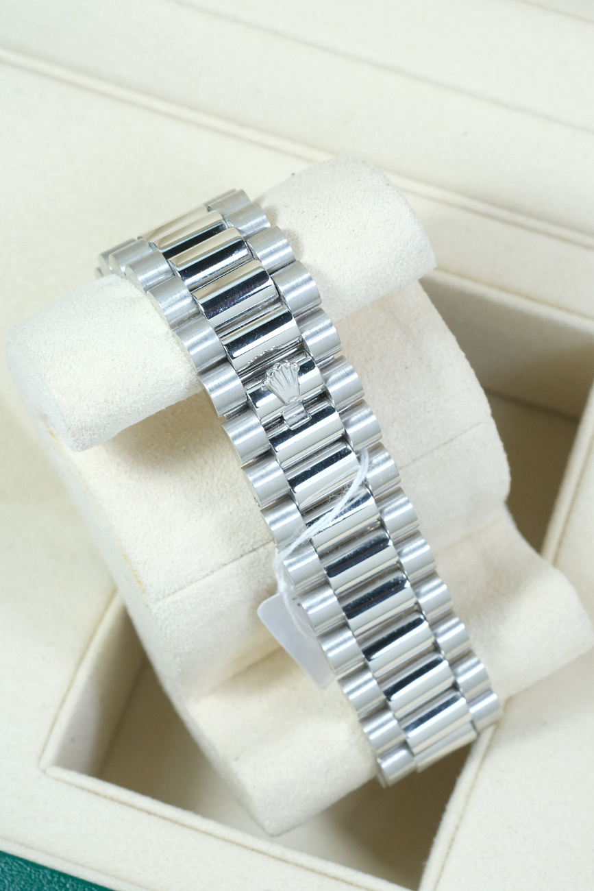 Часы Rolex  Day-Date Ii President Platinum 41Mm Discountinued  218206