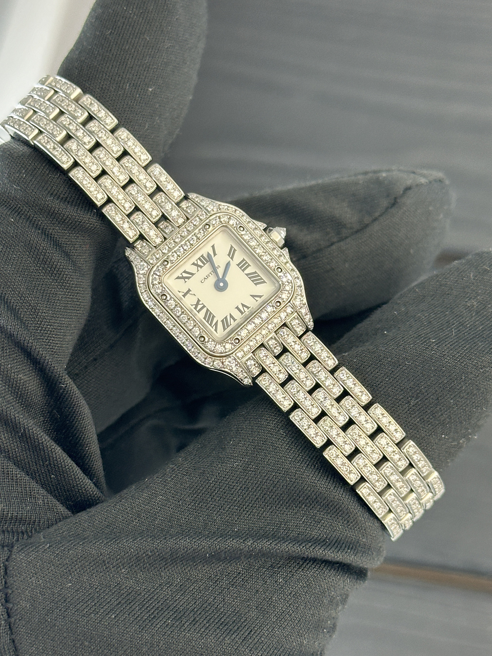 Cartier в наличии в Москве в &quot;Мануфактуре&quot;! 
