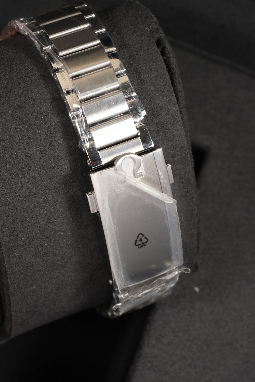 Часы Omega  SPEEDMASTER FIRST OMEGA IN SPACE   310.30.40.50.06.001