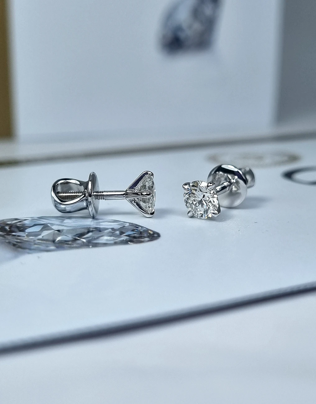 Украшение GIA  Серьги 0,50/0,50 ct. G/VVS2 (3 Excellent)   
