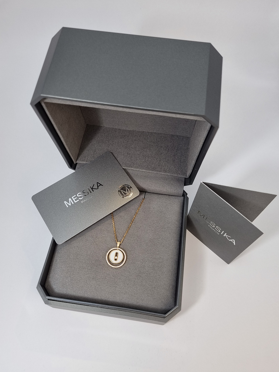 Украшение MESSIKA  White Mother-Of-Pearl Lucky Move Pm  11650-PG 