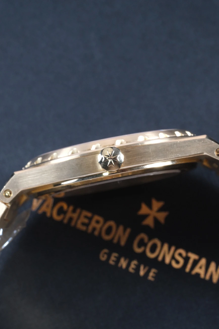 Часы Vacheron Constantin  Historiques Jumbo 222  4200H/222J-B935