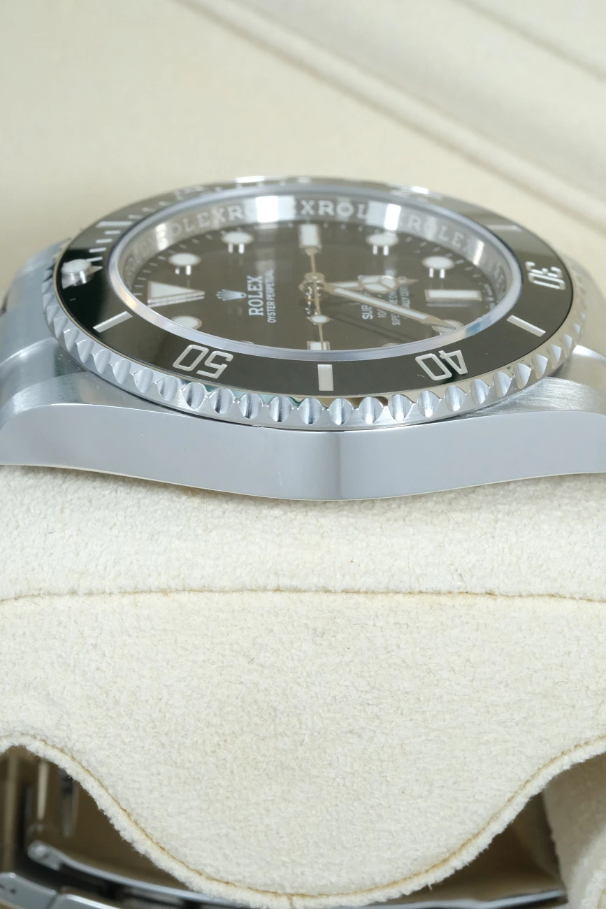 Часы Rolex  Submariner No Date Steel  124060