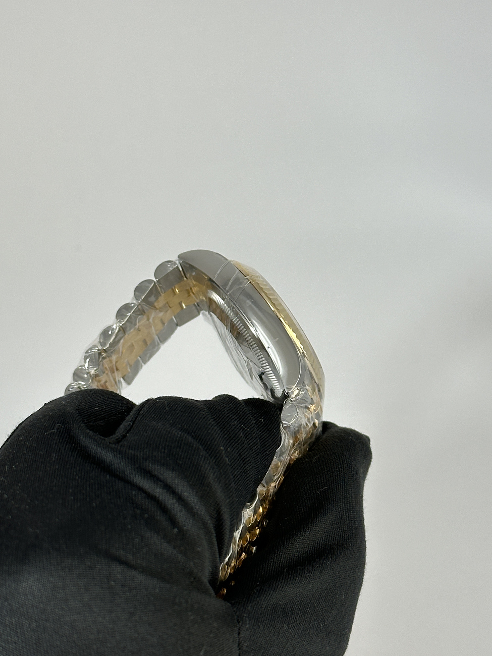 Часы Rolex  Datejust 36Mm Steel & Yellow Gold Motif Dial Diamond Index  126233